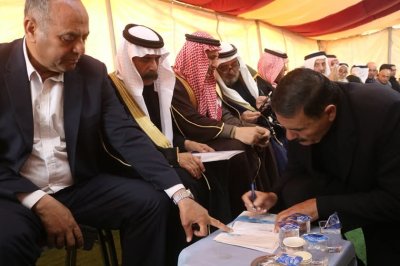 الشيخ خالد العموش ابو سفاح يترأس جاهة عشائرية لأخذ عطوة حادث سير اودى بحياة الشاب صقر عيد سالم الدواهيك 